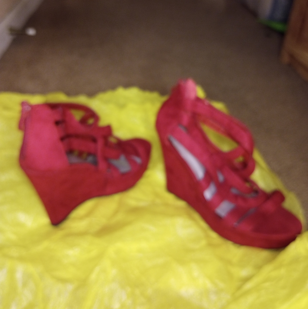 Wedges - Picture 2 of 5